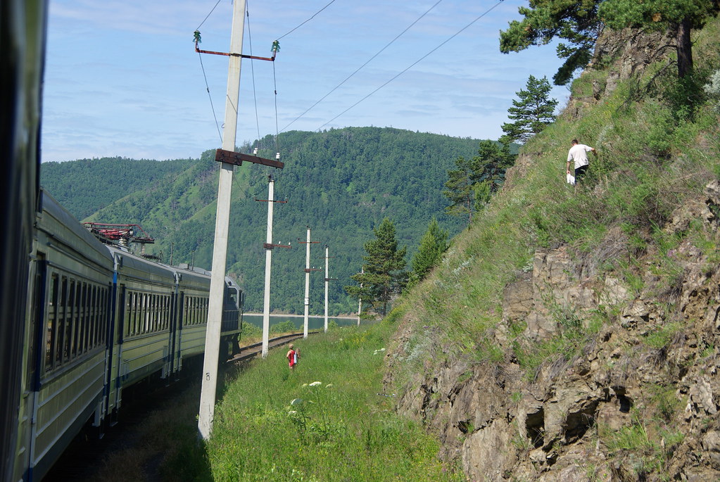 : Excursion train of Circum-Baikal railway: ED9MK-0029 EMU under TEM2-6550