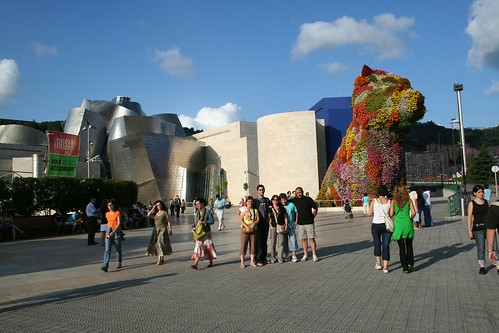 Pueta de Museo Guggenheim en Bilbao