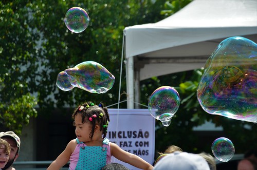 soap bubbles ©  Rodrigo Soldon Souza