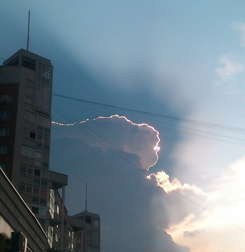 Every cloud has its silver lining ©  ayampolsky