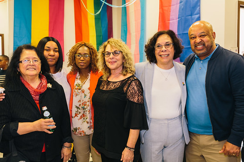 حفل افتتاح مركز ACQC LGBTQ للشباب