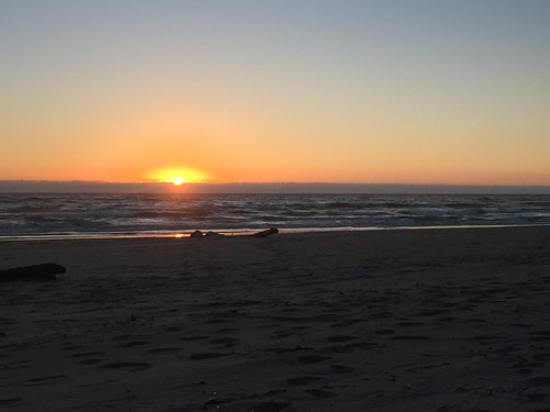 Sunset at Rockaway Beach ©  joannapoe