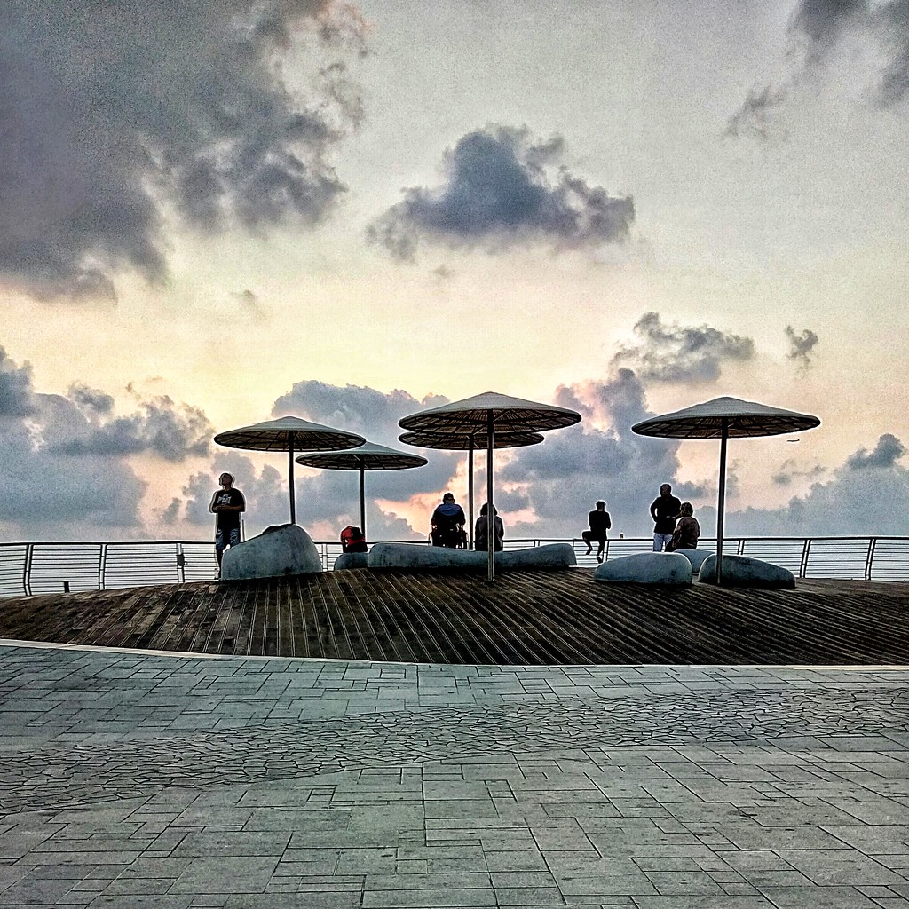 : sunset watchers