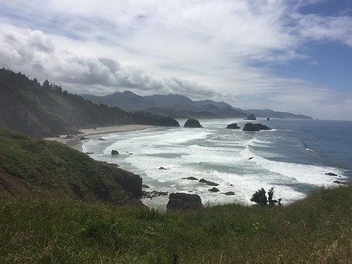 Haystack rock from Ecola state park ©  joannapoe