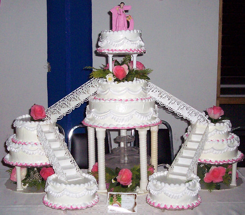 Quinceanera Cake photo by Christian Frausto Bernal