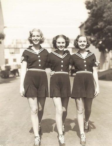 Deanna Durbin With Barbara Read and Nan Grey in Three Smart Girls, 1936