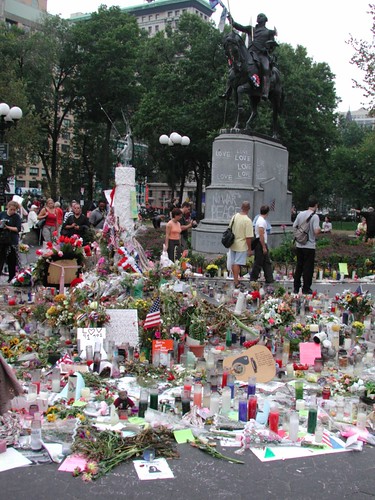 9/11 memorials, Union Square Park, September 24, 2001