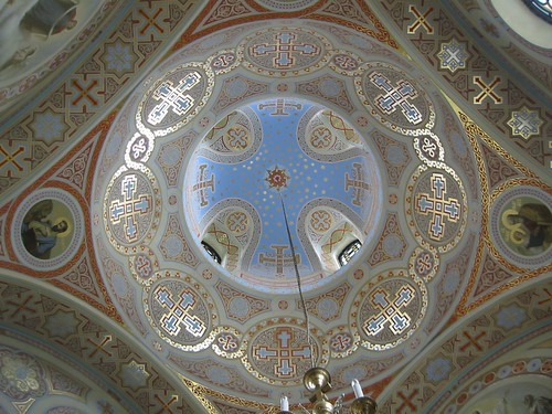 Interiors (cupola) of Foros Church (2005-09-309)