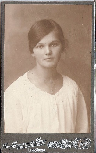 Maja as a young woman