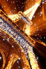 Eiffel explosion of stars