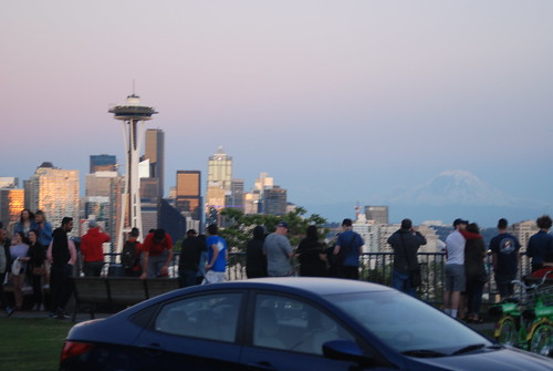 Kerry Park view of Seattle, Mt Rainier ©  Michael Neubert