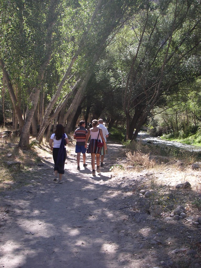 фото: Des touristes dans la vall'ee d'Ihlara