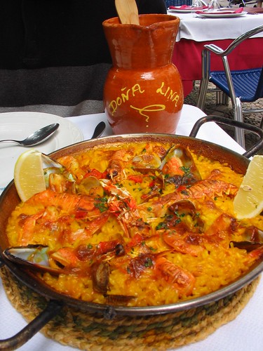 Paella and sangria in Sevilla - Spain (Photo by Ruth L)