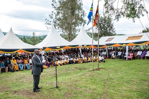 أوغندا تهتم افتتاح عيادة المعالجة المضادة للفيروسات القهقرية في مركز كيتوي الصحي الرابع