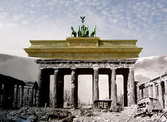 Berlin's Brandenburg Gate now and then!