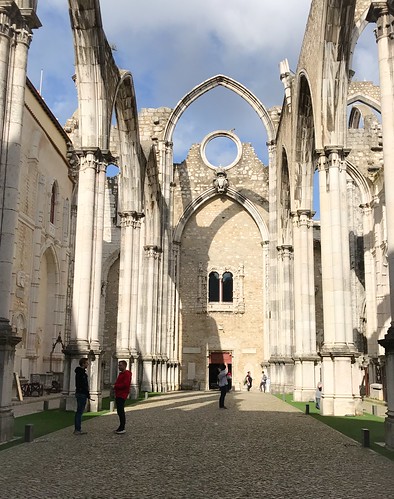 Lisbon.  Convento do Carmo. ©  Vernaccia