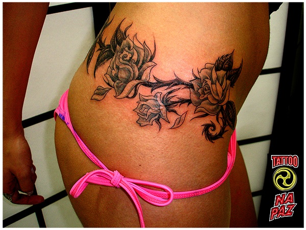 Tatuagem de flores,Flower Power ,Tatuagem de rosas ,Sexy Roses Tattoo by