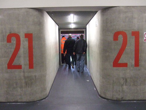 Stadium concourse | Page 2 | SkyscraperCity Forum