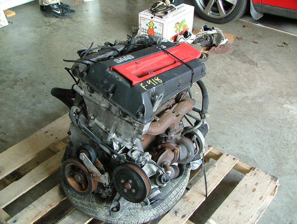 Купить мотор в архангельске. Saab b204/b234. Двигатель b234l. Сааб 9000 двигатель b234i. B234 Volvo.