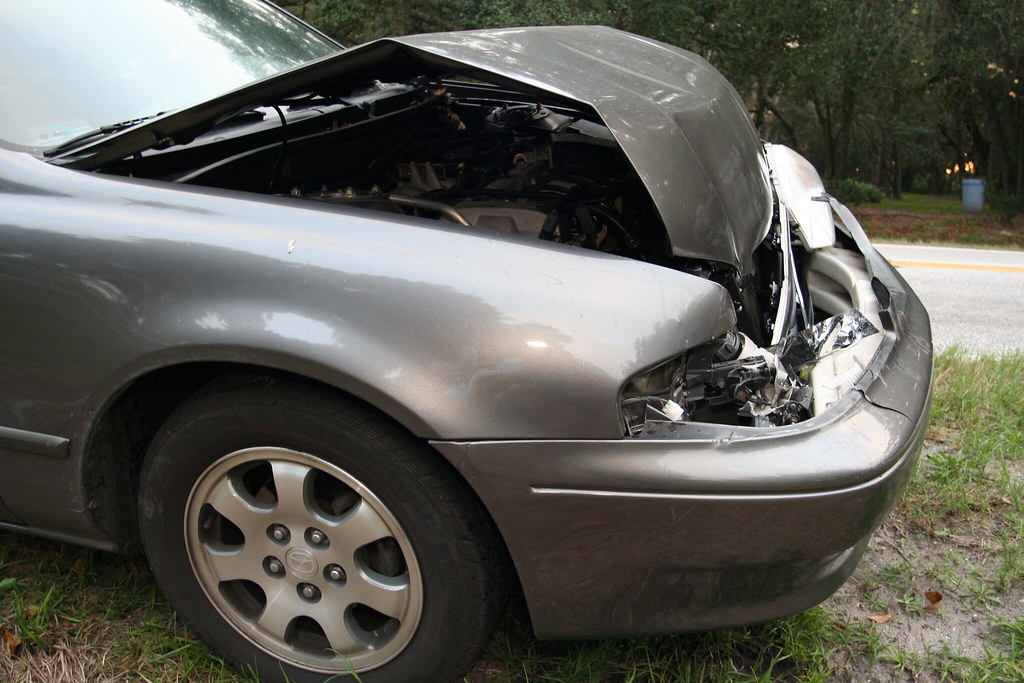 Car crash - Picture 001 by sylvar, on Flickr