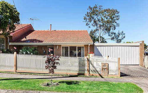 2/1 Harry Street, Doncaster East VIC