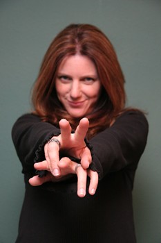 publicity photo of Michelle Mangione