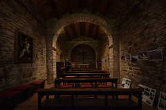 Interior de la Capella de Sant Bartomeu de Mont-ras