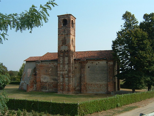 chiesetta romanica Santa Maria in Campis