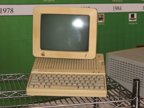 Apple computer