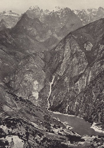 Yangtze gorges - Tiger Leaping Gorge by Joseph Rock, 1925
