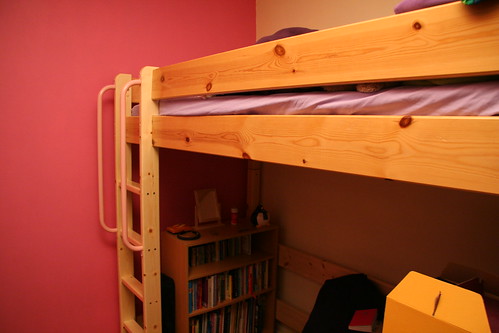 Metal Bunkbeds Or Wooden Bunk Beds - Kind To Decided To Go With?