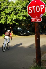 salmon street stop sign