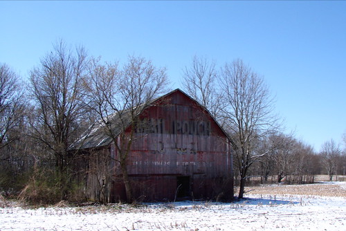 Mail pouch barn