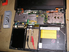 Emulating a battery to make the computer start at all during trouble shooting