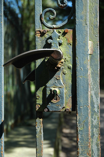 Keyhole on flickr