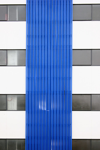 Blau 1 • <a style="font-size:0.8em;" href="http://www.flickr.com/photos/69570948@N04/31162187860/" target="_blank">Auf Flickr ansehen</a>
