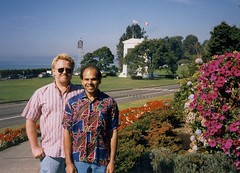 Peace Arch in 1999