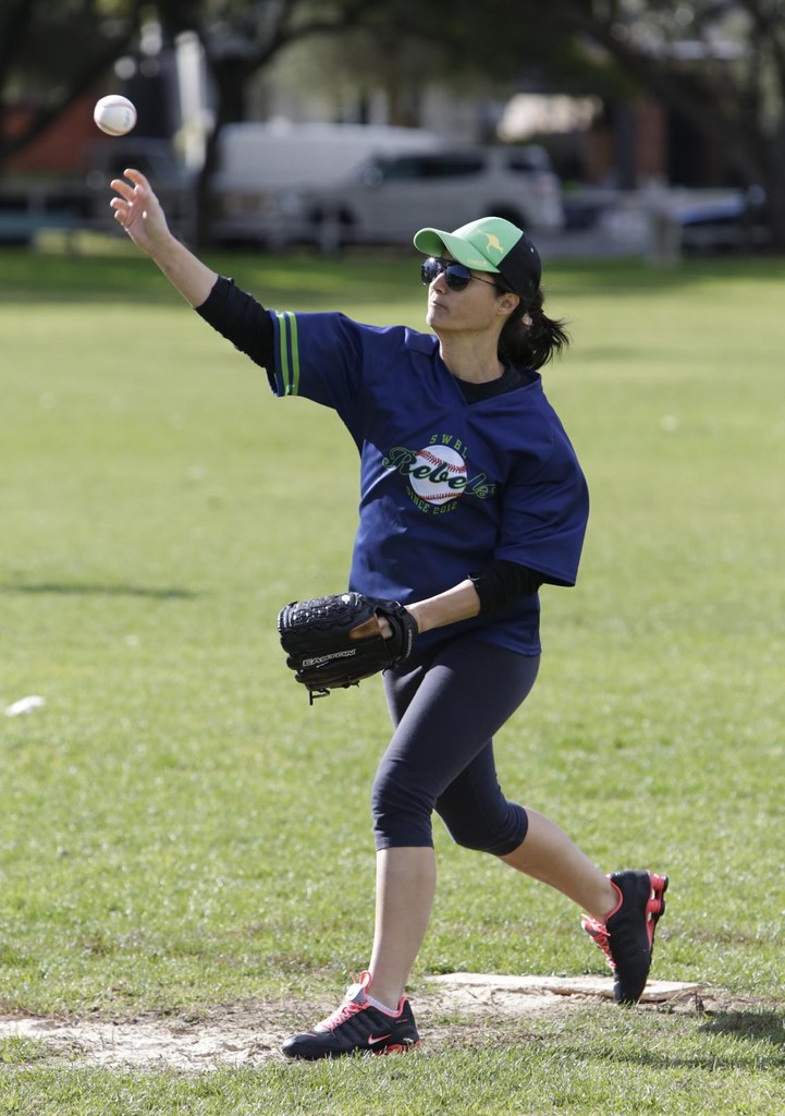 ann-marie calilhanna- sydney womens baseball league @ mahoney park_102