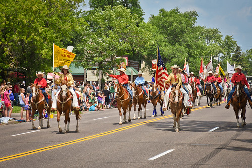 The rodeo parade horses. • <a style="font-size:0.8em;" href="http://www.flickr.com/photos/96277117@N00/19623272152/" target="_blank">View on Flickr</a>