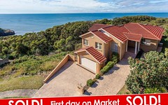 18 Seacliff Place, Caves Beach NSW