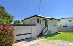 37 Deakin Ave, Southport QLD