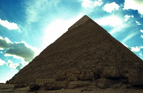Ägypten 1999 (661) Kairo: Chephren-Pyramide, Gizeh • <a style="font-size:0.8em;" href="http://www.flickr.com/photos/69570948@N04/32160633410/" target="_blank">Auf Flickr ansehen</a>