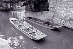 punts1 • <a style="font-size:0.8em;" href="http://www.flickr.com/photos/87605699@N00/38208145/" target="_blank">View on Flickr</a>
