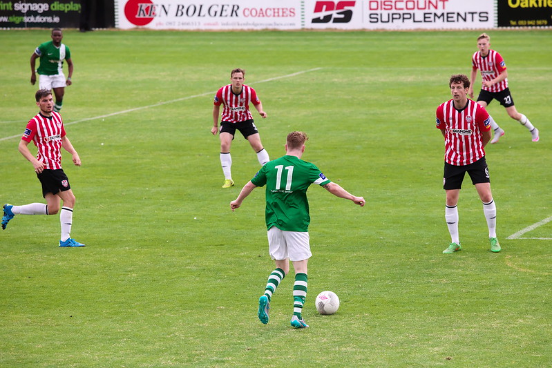 Bray Wanderers v Derry City #  1<br/>© <a href="https://flickr.com/people/95412871@N00" target="_blank" rel="nofollow">95412871@N00</a> (<a href="https://flickr.com/photo.gne?id=19588413976" target="_blank" rel="nofollow">Flickr</a>)