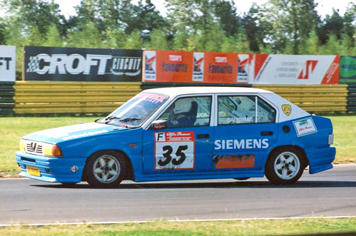 Tim Dackombe at Croft in 1998 with his 33.