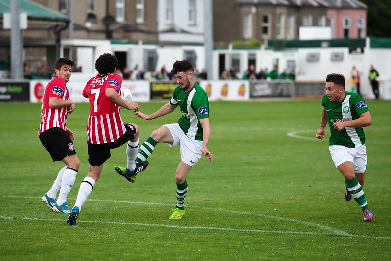 Bray Wanderers v Derry City #  28<br/>© <a href="https://flickr.com/people/95412871@N00" target="_blank" rel="nofollow">95412871@N00</a> (<a href="https://flickr.com/photo.gne?id=19614648915" target="_blank" rel="nofollow">Flickr</a>)