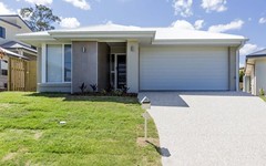13 Wombat Cr, Rochedale QLD