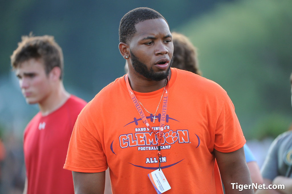 Clemson Football Photo of Recruiting and Kevin Dodd