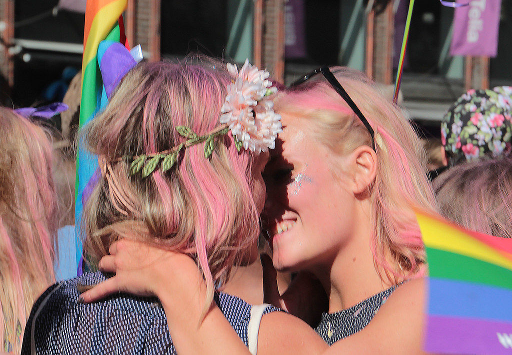Lesbian Snog Fest 49