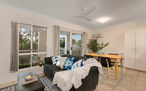 8/5 Whytecliffe Street, Albion Qld